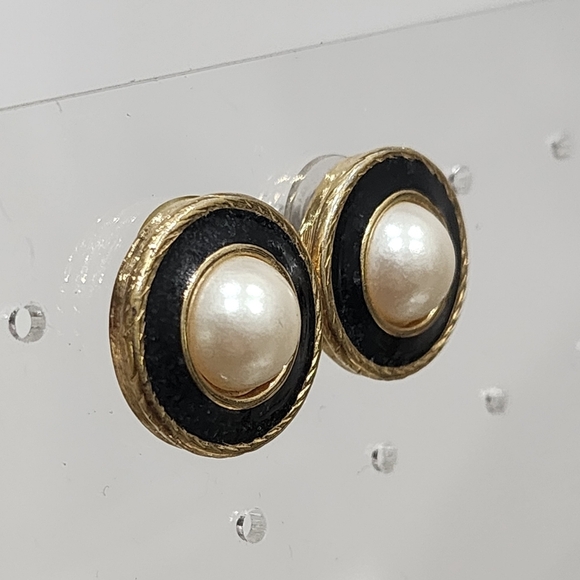 Vintage Gold-Tone Button Earrings with Pearl Center and Black Enamel - Picture 2 of 5